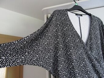 Šaty do kanceláře vel. 46 pro plnoštíhlé