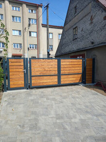 Dvoukřídlá brána a branka