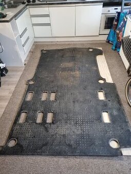 Gumova podlaha vw t5, t6