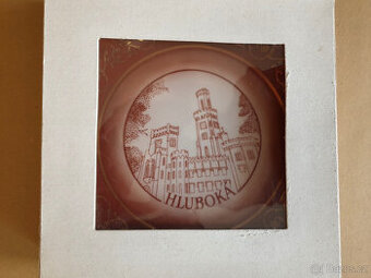 Pozlacený porcelánový talíř Hluboká nad Vltavou