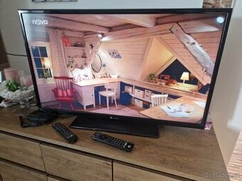 Led tv 100cm + set top box