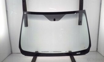 Ford Ranger čelní sklo