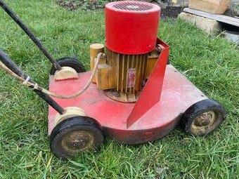 sekačka retro - elektromotor