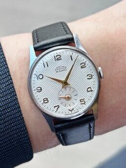 Československé mechanické vintage retro hodinky PRIM Šupináč