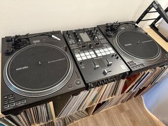 2 x Pioneer DJ PLX-CRSS12
