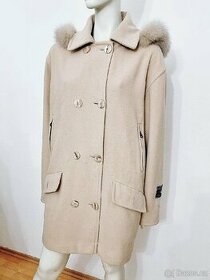 Luxusní Italský mohérový kabát s pravým límcem z lišky