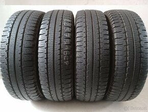 Letní pneu 225/75/16C Michelin