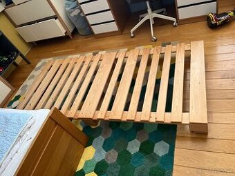 Paletová postel jednolůžko (2 ks k dispozici)