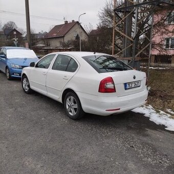 Škoda Octavia 1.6.MPI facelift Bílá