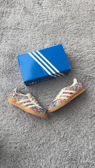 adidas Gazelle Indoor Liberty London Floral Embroidery (W)