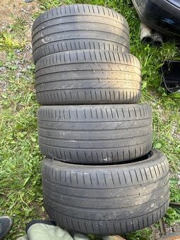 Letní pneu 245/40 R18