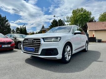 Audi Q7 3.0 TDI 200 KW S-line 7 Míst - CZ