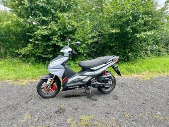 Skútr Maxon Ardour 125 – bílý, r.v. 2022