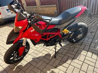 Ducati Hypermotard 821