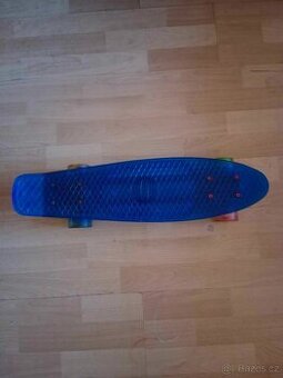 PENNY BOARD WORKER