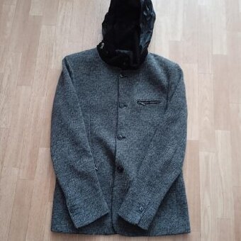 KRÁSNÝ PŘECHODOVÝ KABÁTEK VEL. 40 ZA MINI CENU