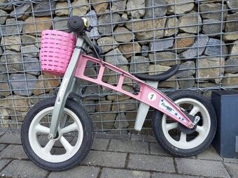 Odrážedlo First bike