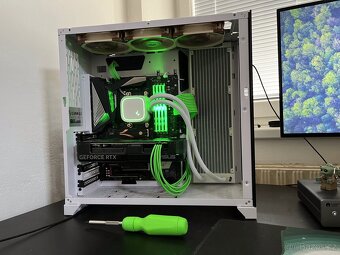 Skládání, opravy a údržba PC (herní PC / pracovní PC)