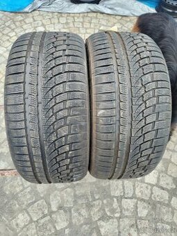 255/40/19 zimni pneu NOKIAN 255/40 R19