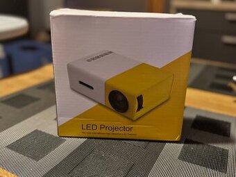 Mini KED projektor