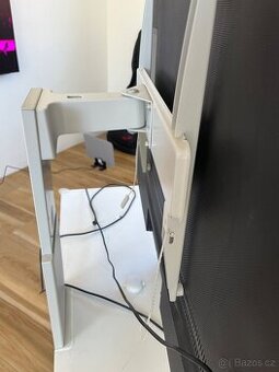 Držák na tv ikea besta