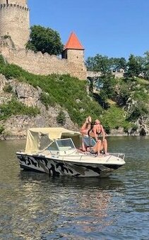 Motorový člun