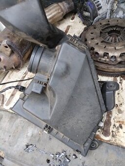 Airbox s váhou vzduchu BMW N47