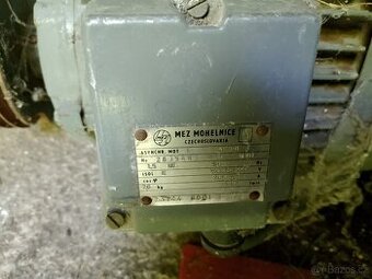 2x 3 fázový elektromotor