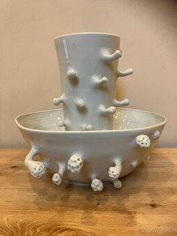 Ručně točená porcelánová mísa a váza Jany Molovčákové-Marešo