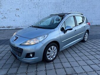 Peugeot 207 SW kombi 1,4i 70kW r.v.2011 Serviska