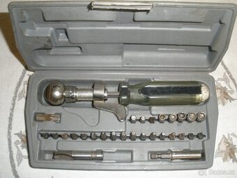 Sada bitů s ráčnou /30 dílná / v kazetě /