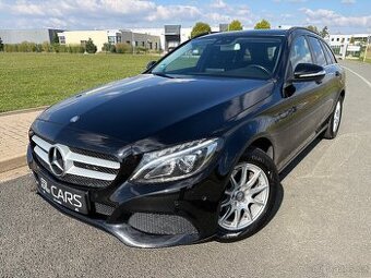 MERCEDES-BENZ C200 BENZÍN //2015 LED NAVI PANORAMA TAŽNÉ
