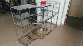 Vitrína regál NEREZ na potraviny