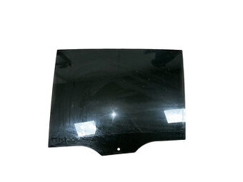 Levé zadní sklo VW Touran 5T r.v. 2016