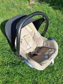Autosedačka 0 - 16 kg Maxi-cosi.