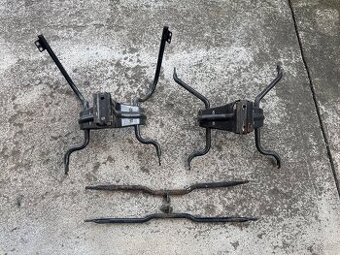 Držáky, lešení kapotáže z BMW R80 R100
