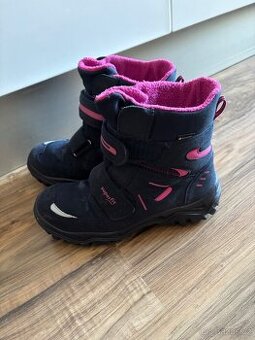 Zimní goretexové sněhule 37