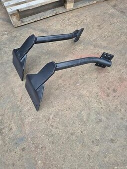 Držáky blatníků Zetor Forterra