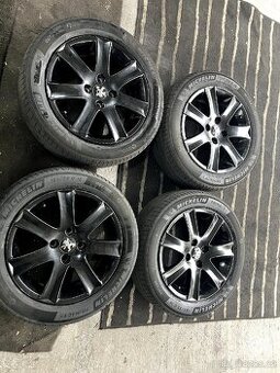 Letní kola Peugeot 4x108 195/55 R16 ET27

