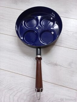 Klasický smaltovaný lívanečník modrý