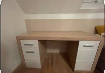 Psací/kancelářský stůl