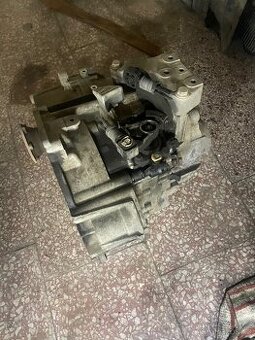 Prodám převodovku typ SRB Octavia 3 6q
