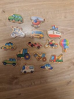 Prodám dřevěné magnetky 15ks - dopravní prostředky