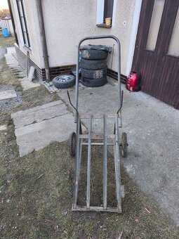 Vozík na autogenovou soupravu