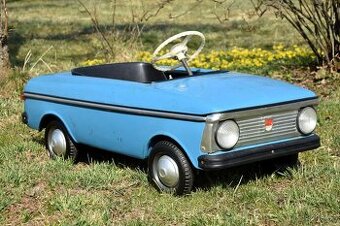 Šlapací Moskvič v pěkném původním stavu