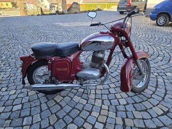Jawa 250 s TP a SPZ  po renovaci