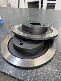 OEM zadní kotouče HONDA Civic TypeR FK2 2016