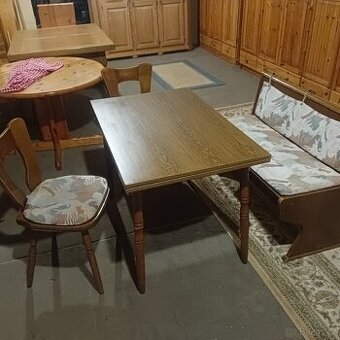 Jídelní lavice stůl a 2 židle