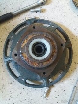 Kovoobrábění, soustružení, frézování