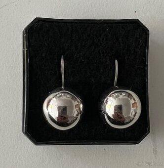 NOVÉ Stříbrné náušnice